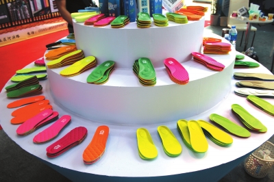 南安企業(yè)&ldquo;機能鞋墊&rdquo;晉江鞋博會受熱捧